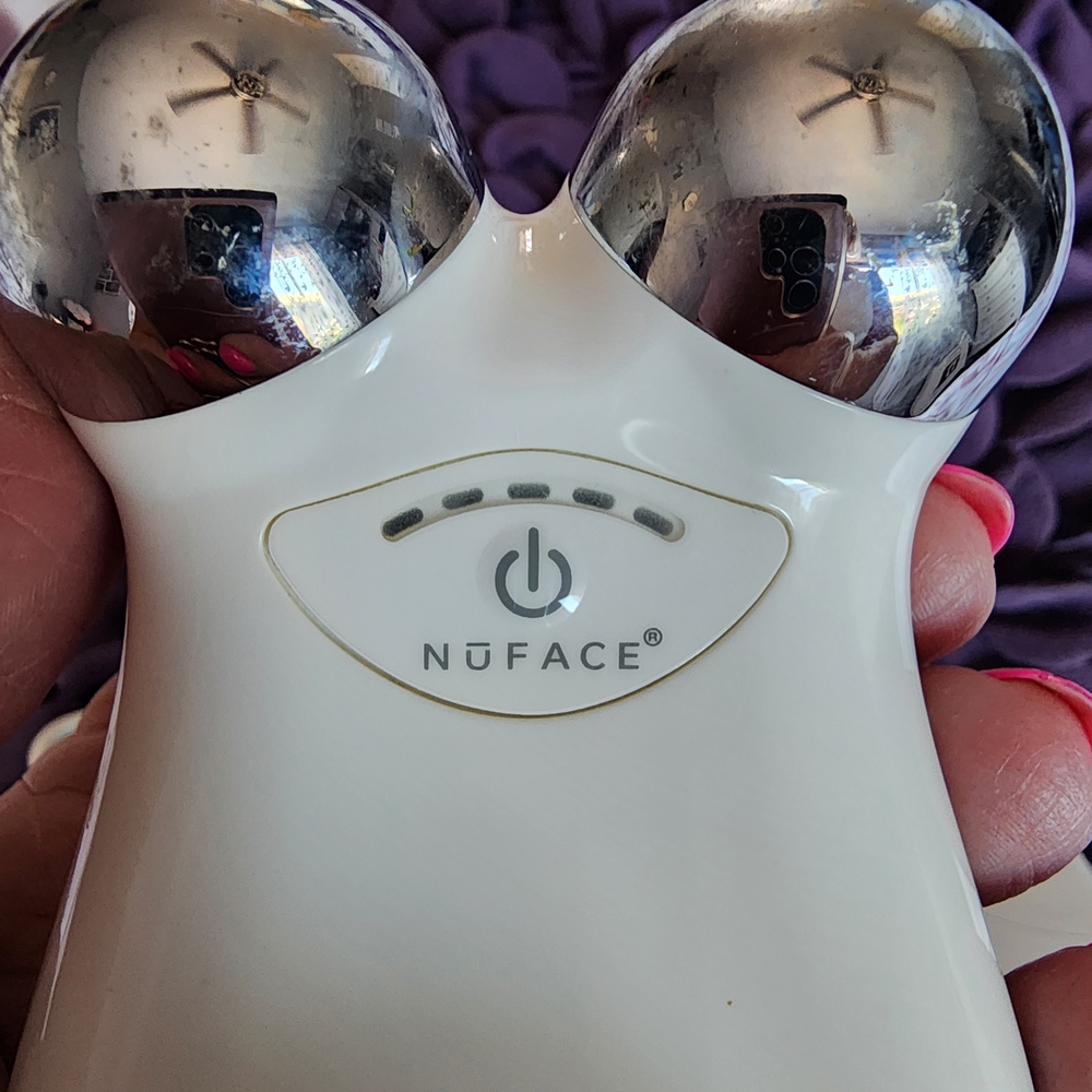NuFace Microcurrent Facial Toning Device in White and Silver